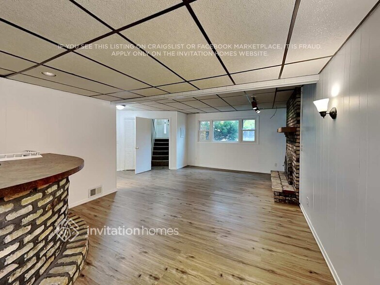 Building Photo - 750 116th Ave NE