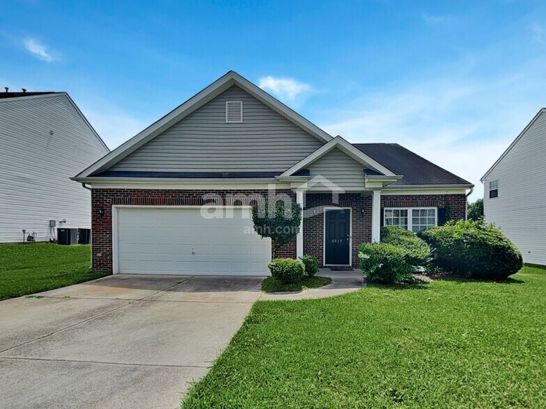 Primary Photo - 8935 Hedge Maple Rd