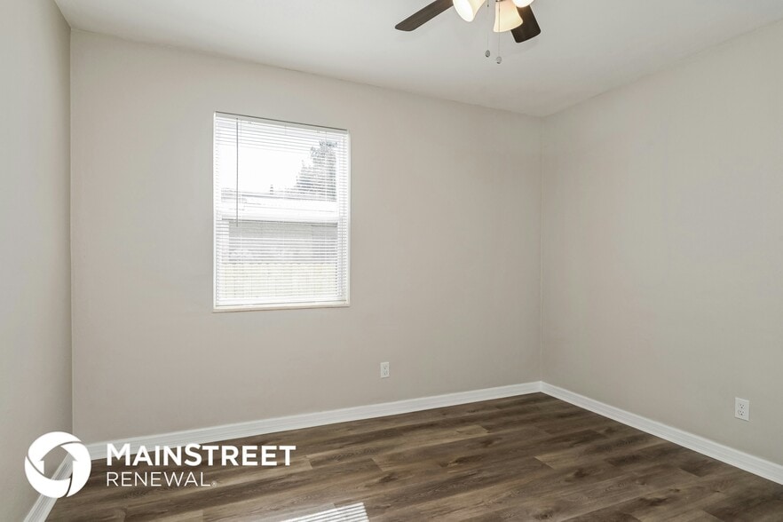 Building Photo - 4602 Anvers Blvd