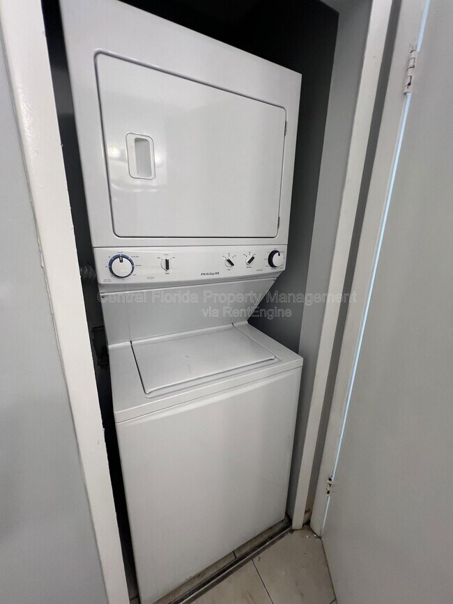 Building Photo - 155 Cory Ln