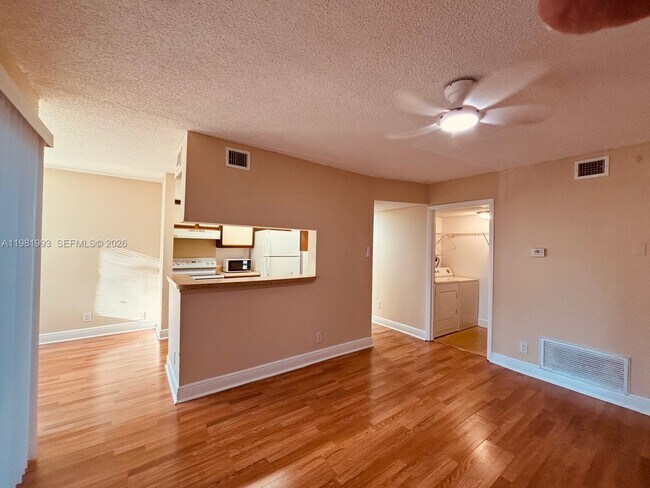 Building Photo - 5740 Rock Island Rd