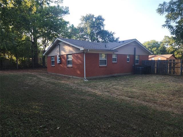 Building Photo - 7436 Meadowcrest Dr
