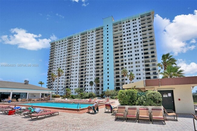 Building Photo - 1201 S Ocean Dr