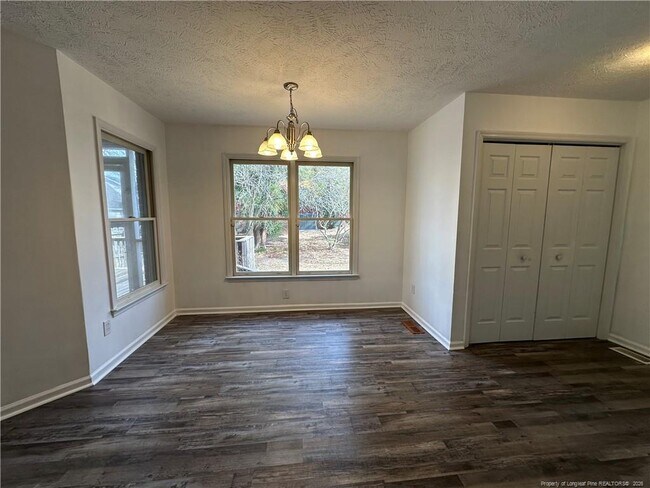 Building Photo - 728 Bent Creek Dr