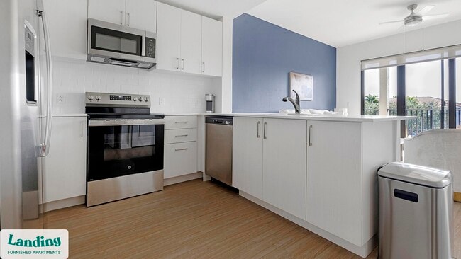 Building Photo - 7301 Lake Bank Lp