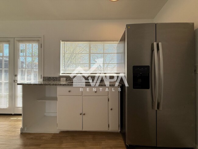 Building Photo - 7210 Glen Cross Dr
