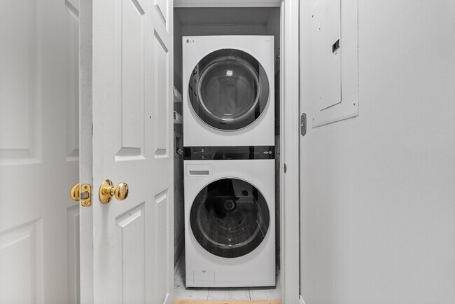 Building Photo - 46 Mercer St