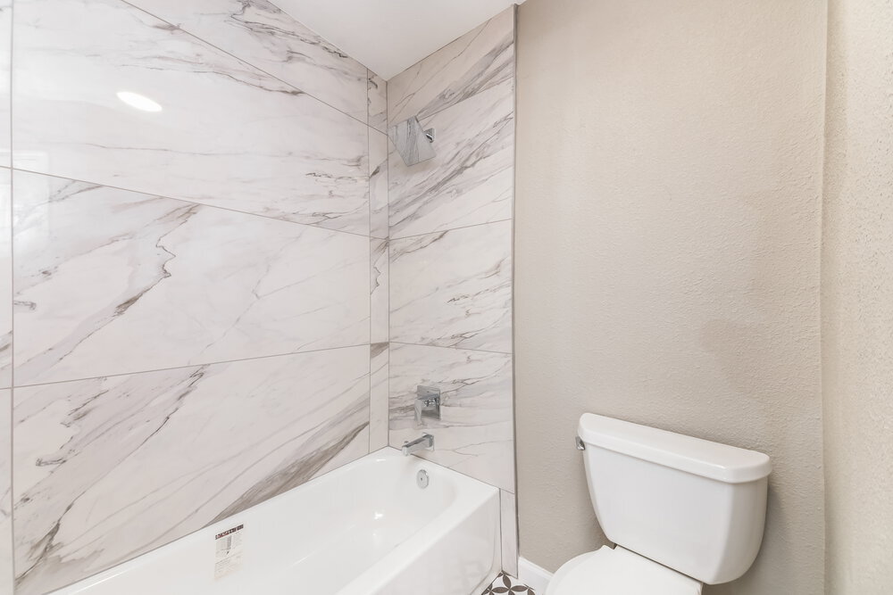 Building Photo - 4044 Windhaven Ln