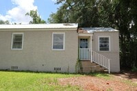 Building Photo - 817 Lilly St
