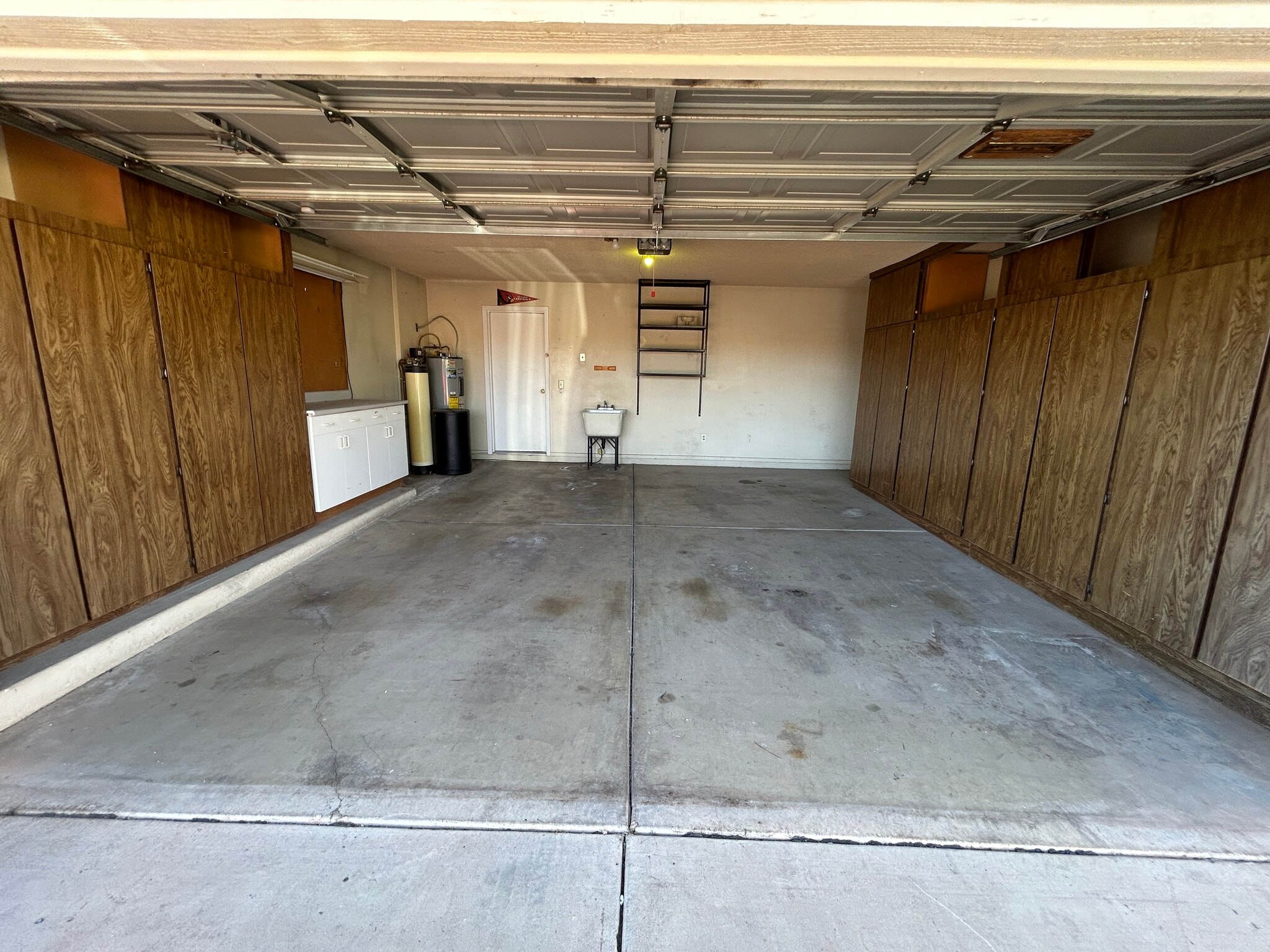 Building Photo - 12138 S Tomi Dr