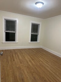 Building Photo - 59 Greenwood St