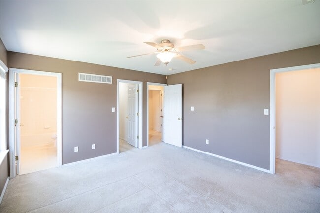 Building Photo - 4323 Bristol View Ct