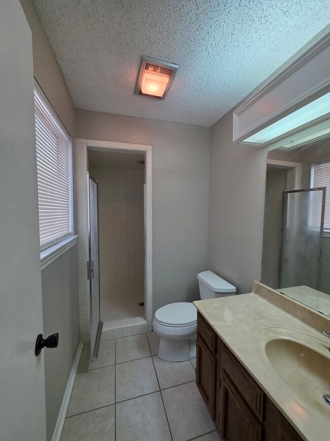 Building Photo - Hidden Creek Townhouse