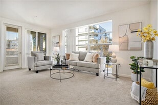 Building Photo - 1655 N California Blvd