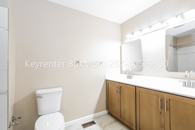 Building Photo - Updated 3-Bedroom, 2.5-Bath Townhome with Loft & Private Deck