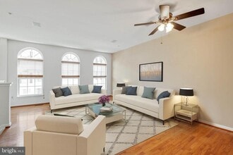 Building Photo - 7025 Water Oak Rd