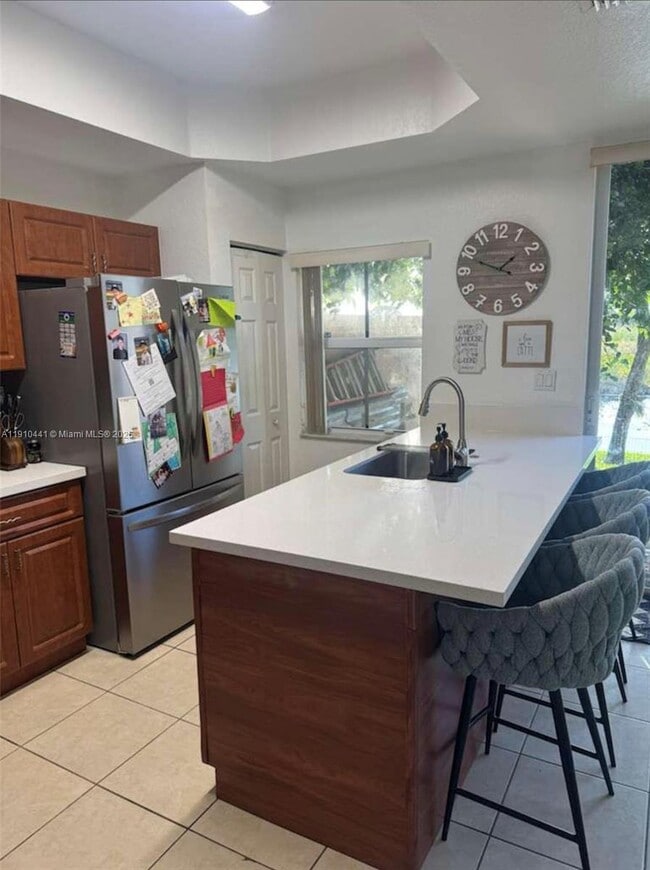 Building Photo - 1002 SW 144th Ave