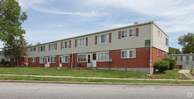 Building Photo - Oak Hill Townhomes