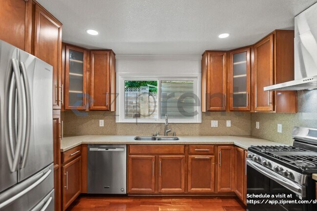 Building Photo - 41076 Davila Ct