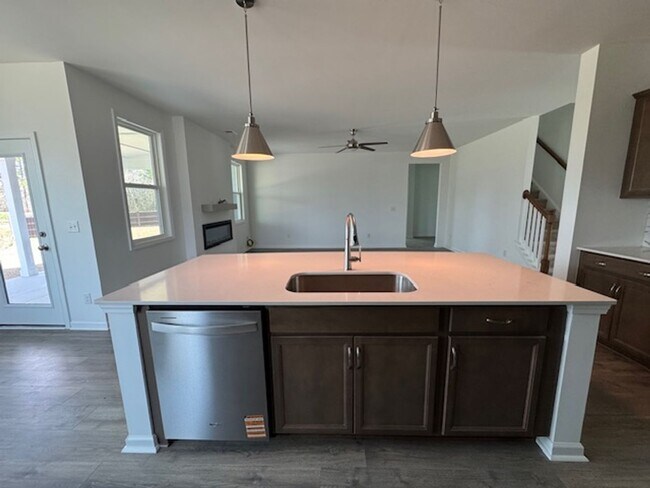 Building Photo - 2008 Red Woodpeckers Ct