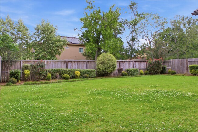 Building Photo - 10115 Cypress Path