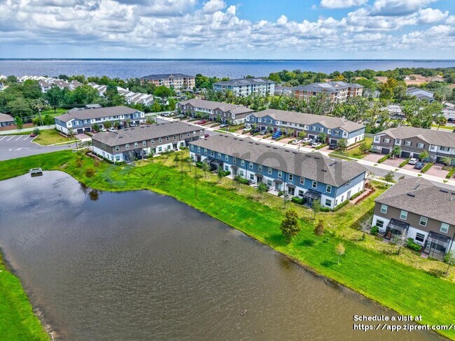 Building Photo - 432 Cape Honeysuckle Pl