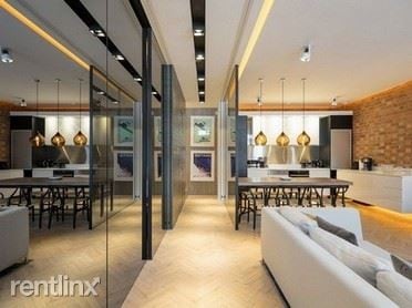 Building Photo - 900 Adams Crossing