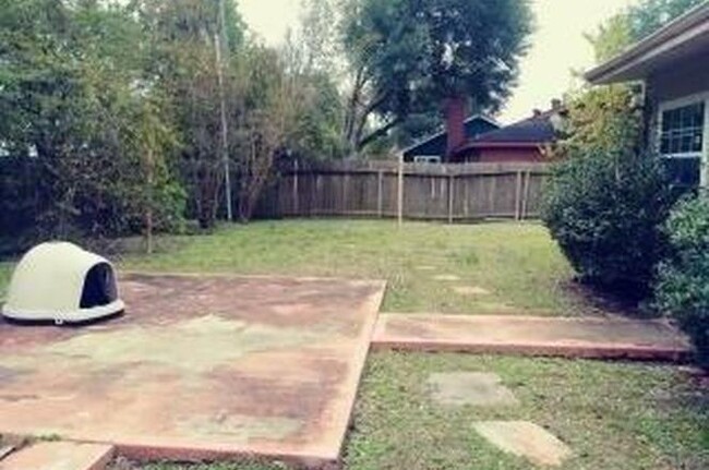 Building Photo - 2410 Sand Plum Dr