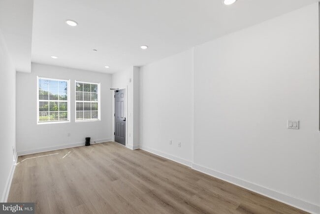 Building Photo - 2534 N 11th St