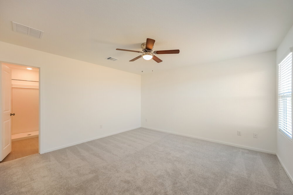 Building Photo - 1870 Musk Rose