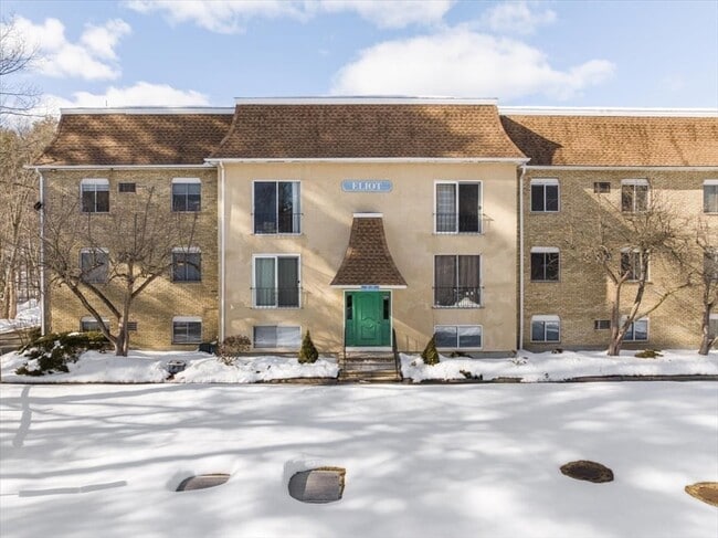 Building Photo - 176 Swanson Rd