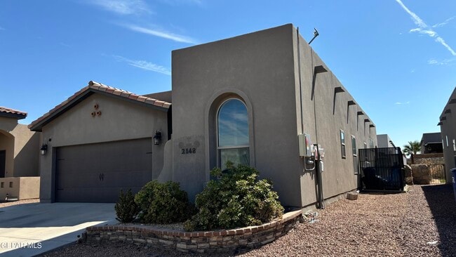 Building Photo - 2148 Honour Point Pl