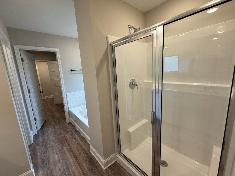 Building Photo - 546 Patrick Farms Dr