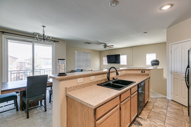 Building Photo - 6255 W Arby Ave