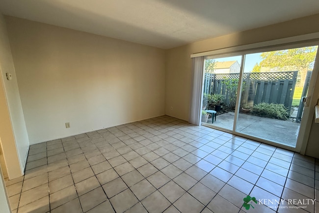 Building Photo - Spacious 3 Bedroom Home Near Parks & Schools in Foster City