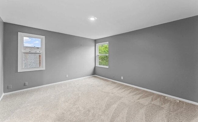 Building Photo - 16107 W 141st Terrace