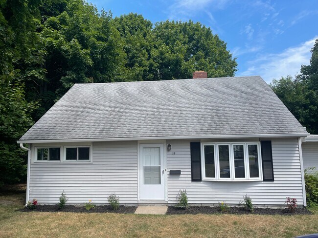 Building Photo - 28 Royce Pl