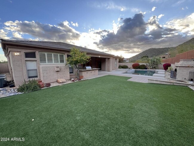 Building Photo - 11467 E Sweetwater Ave