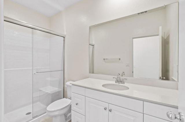 Building Photo - 34406 Dara Ct