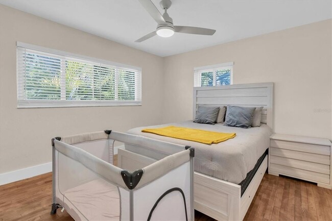 Building Photo - 518 77th Ave