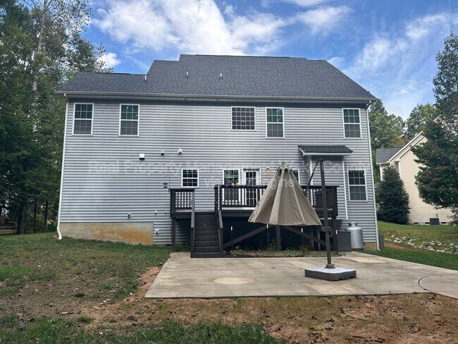 Building Photo - 142 Bexley Way