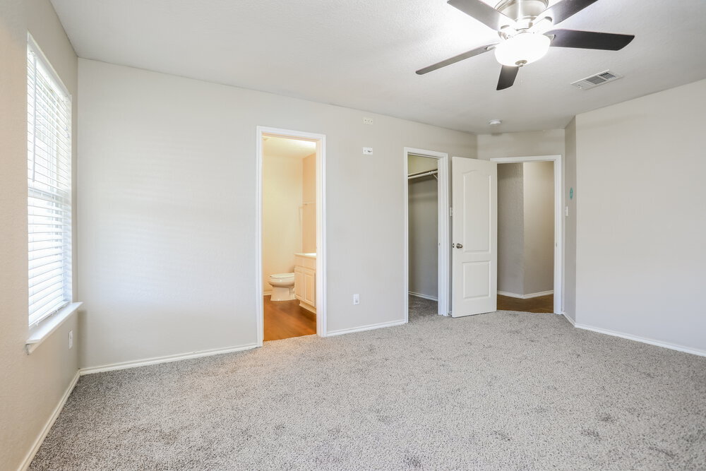 Building Photo - 7501 Grass Valley Tr