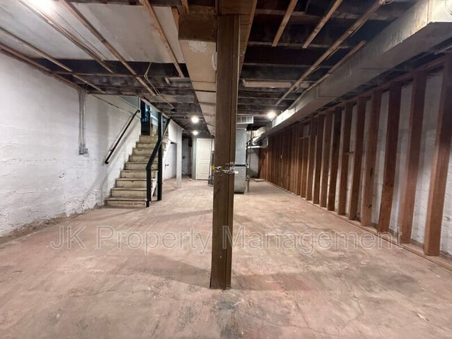 Building Photo - 1512 3rd Ave N