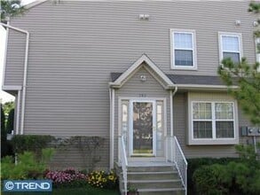 Building Photo - 3 bed 2.5 bath Townhouse - Mount Laurel