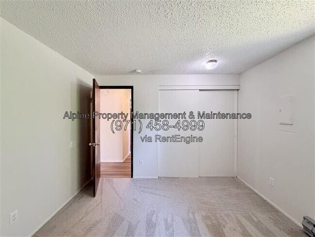 Building Photo - 19560 NW Mahama Pl