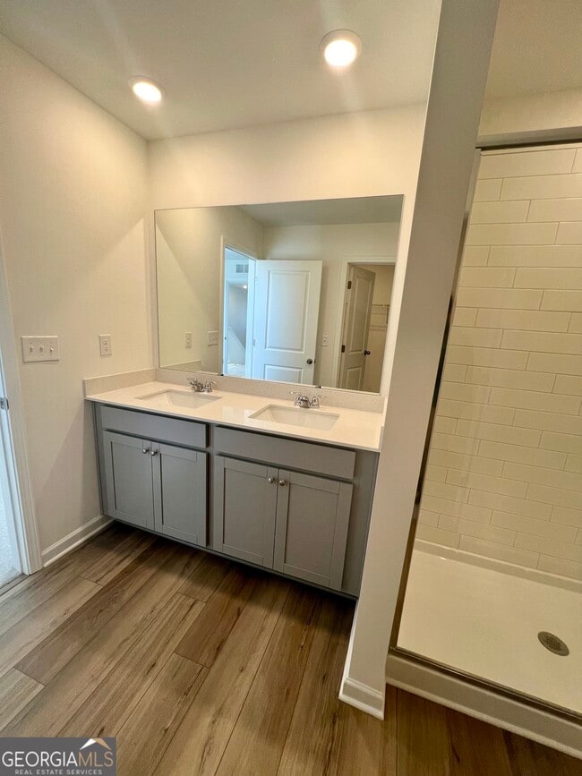 Building Photo - 128 Rolling Mdw Wy