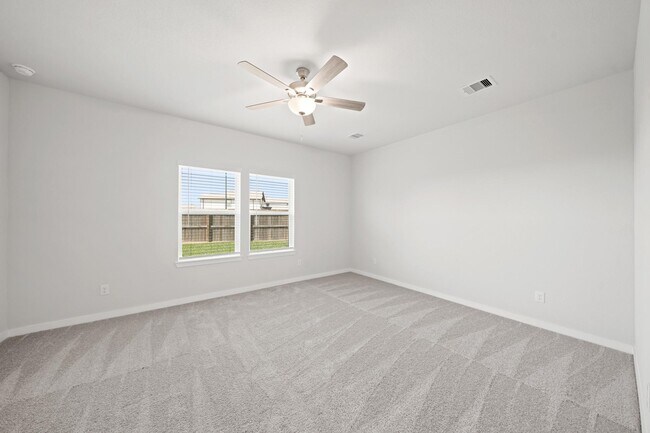 Building Photo - 4006 Crowning Ct