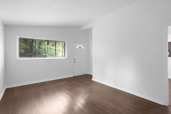 Building Photo - 2200 Camp Ground