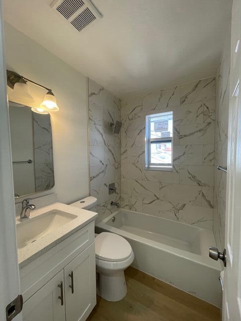 Building Photo - 302 N Tamarind Ave