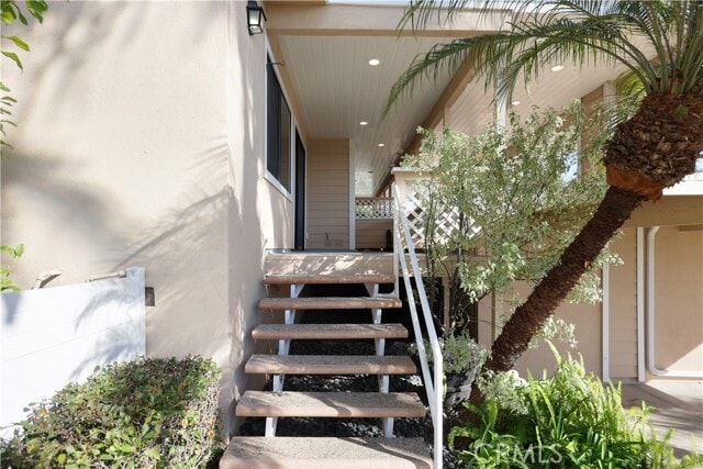 Building Photo - 454 Seaward Rd